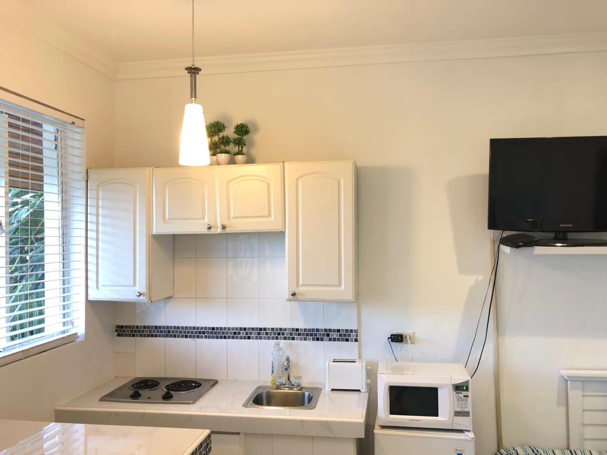 The Oasis Retreat Apartment Nassau Exterior photo