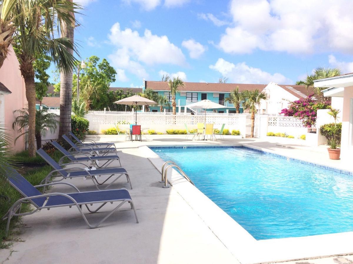 The Oasis Retreat Apartment Nassau Exterior photo